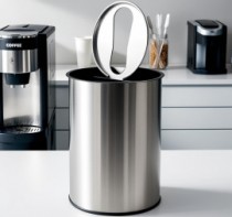 Abfallbehälter für Becher und Löffel