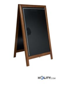 Doppelseitige-Standtafel-aus-Holz-h14860