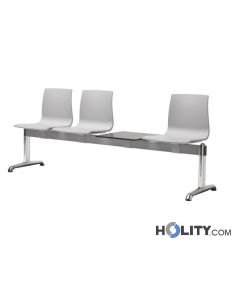 panca-tre-posti-con-ripiano-per-sala-attesa-h74_348
