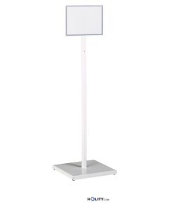 pannello-informativo-su-piantana-h86-152
