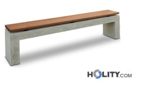 Sitzbank-mit-Holzlatten-ohne-Rückenlehne-h33816