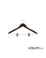 Packung-mit-100-Kleiderbügeln-h164_96