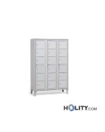 Fächer- Ausgabeschrank mit Füßen und 18 Fächern h283_44