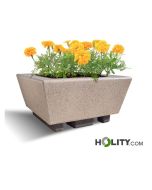 Quadratische-Pflanzgefäße-für-öffentliche-Räume-h319_95