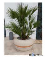 Pflanzgefäß-aus-Beton-für-den-öffentlichen-Bereich-h45015