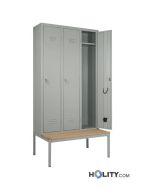 3er Spindschrank für Umkleiden mit Sitzbank h471_26