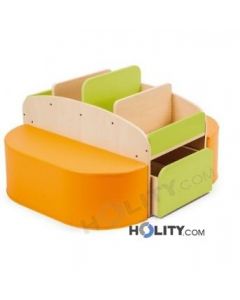 Bücherregal-mit-Pouf-für-den-Kindergarten-h40239