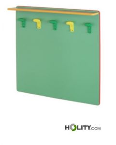 Wandgarderobe-für-den-Kindergarten-h172_195