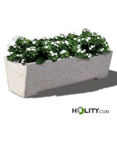 Trapezförmiges-Pflanzgefäß-aus-Beton-h287_312