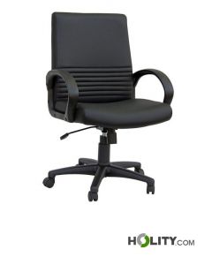 Drehbarer-Chefsessel-für-das-Büro-h449_139