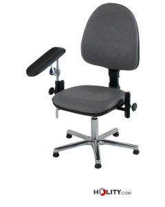 Höhenverstellbarer-Blutentnahmestuhl-mit-1-Armlehne-h528_25