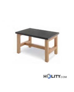 Fussauftritt-aus-Holz-für-Arztpraxen-h582_24