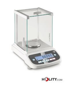 Analysenwaage-mit-interner-Kalibrierung-h585_62