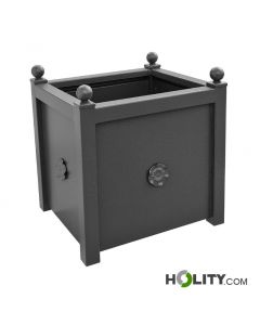 fioriera-per-centro-storico-h638-130