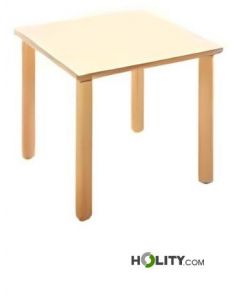 Quadratischer-Tisch-für-Kindergärten-h681_34