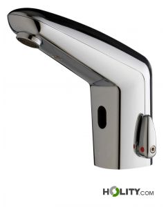 Elektronische-Armatur-für-öffentliche-Toiletten-h798_05