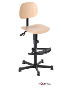 Medizinischer-Drehhocker-mit-Fußstütze-h891_09
