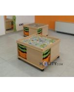 Mobiler-Schrank-auf-Rädern-mit-Spielplatte-h40226