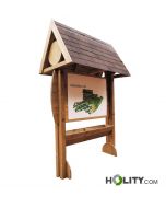 Anschlagtafel-aus-Holz-für-öffentliche-Räume-h109_322