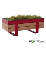 Pflanzgefäß-aus-Metall-und-Holz-110x50cm-h140_533