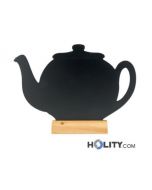 Tischtafel-in-Form-einer-Teekanne-h14820