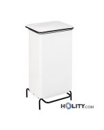 Mülleimer mit Pedal aus Stahl h20_127