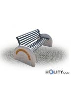 Sitzbank als Stadtmobiliar mit Seitenstützen aus Beton h28770