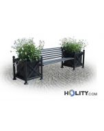 Sitzbank als Stadtmobiliar mit Blumenkübel h287_150