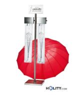 Aufsteller mit Schutzhüllen für nasse Regenschirme h358_05