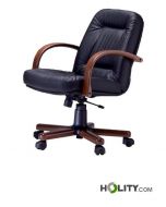 Drehbarer-Chefsessel-mit-Gasdruckfeder-h449_141