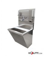 OP-Waschbecken-mit-elektronischer-Entnahmearmatur-h601_16