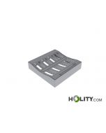 Gullydeckel-mit-quadratischem-Gitter-h638_150