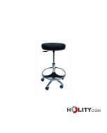 Medizinischer-Praxishocker-h709_03