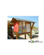 Informationstafel-aus-Holz-mit-Dach-aus-Profilbrettern-und-Bitumenbahn-h773_08